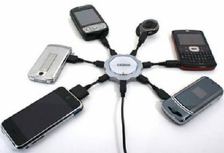 EU to deliver universal phone charger standards
