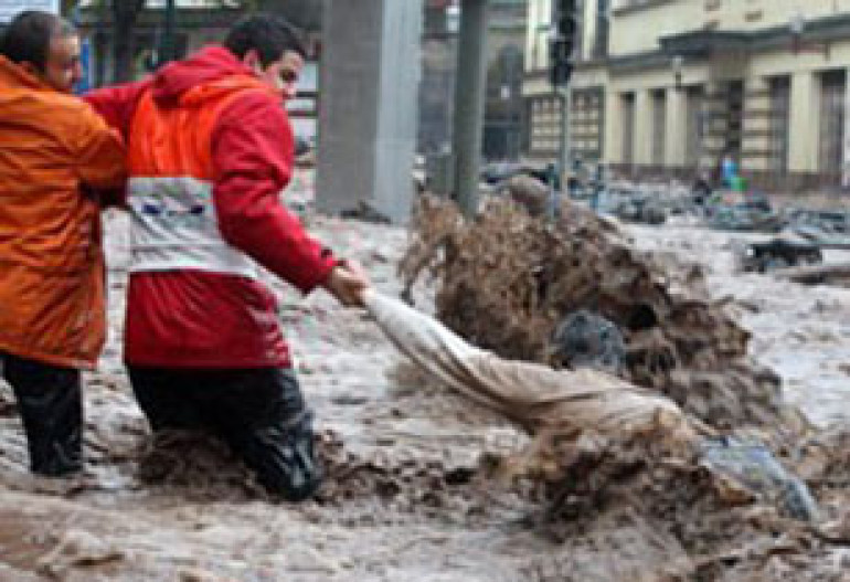 Winter thaw in Germany causes two deaths