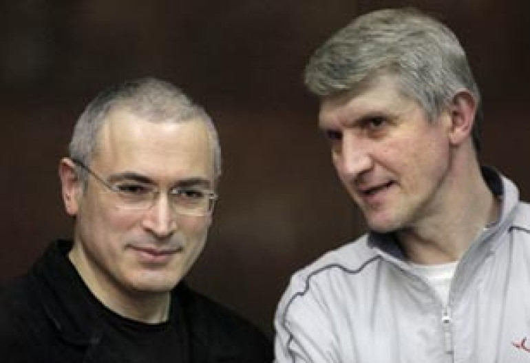 West criticizes Russia for Khodorkovsky and Lebedev's trial