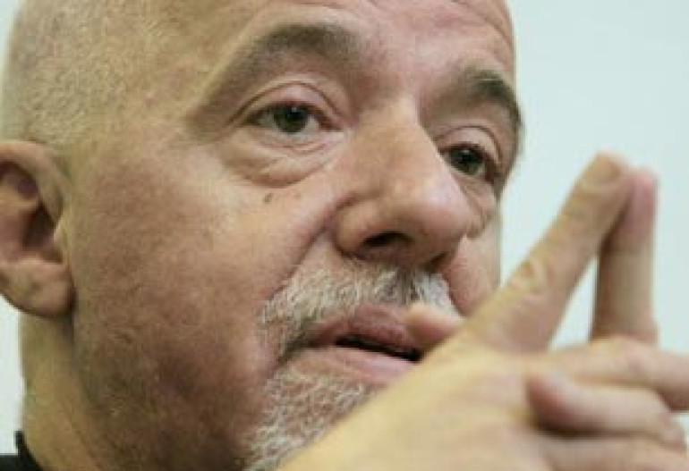 Brazilian author Coelho says Iran bans his books