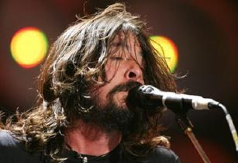 Барабанщика Nirvana признали «богоподобным гением»