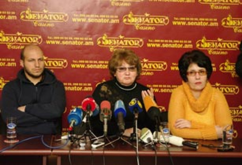 Kapan residents and environmentalists concerned over open exploitation of metal mine 
