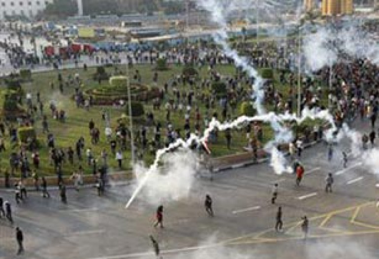 Egyptian protests gain momentum