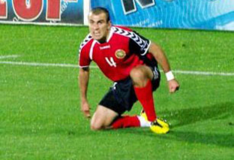 Armenian sportsman signs contract with Russian football club