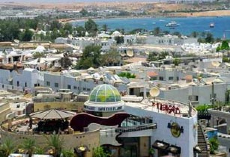 Egypt moves forces into Sharm el-Sheikh