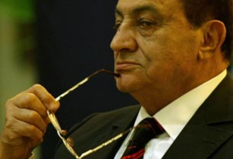 US, Egypt discuss Mubarak's resignation?