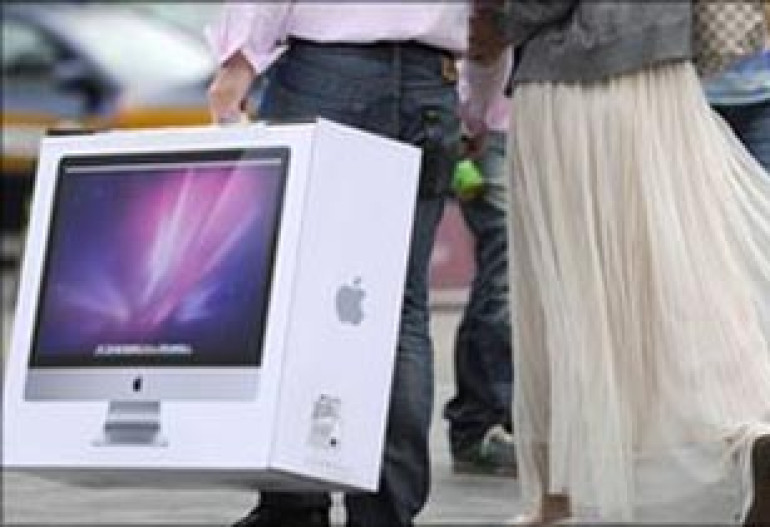 Apple fights fake security makers