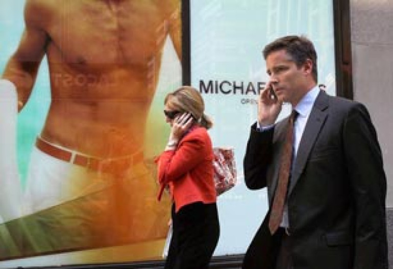 Cell phone radiation can increase possible cancer risks