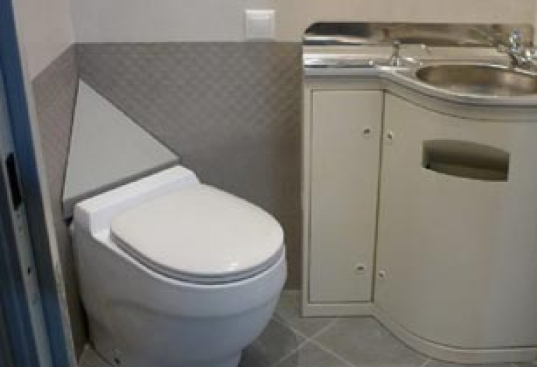Russia unveils new 'bomb proof' toilets