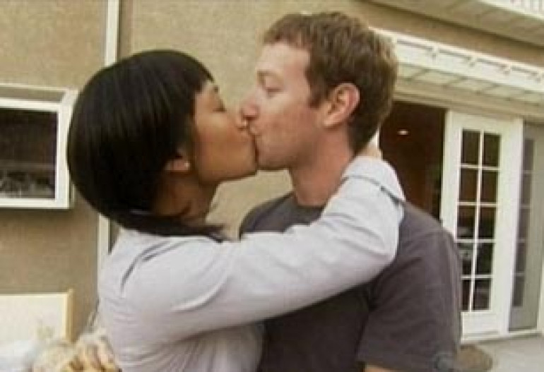 Создатель Facebook собрался жениться?