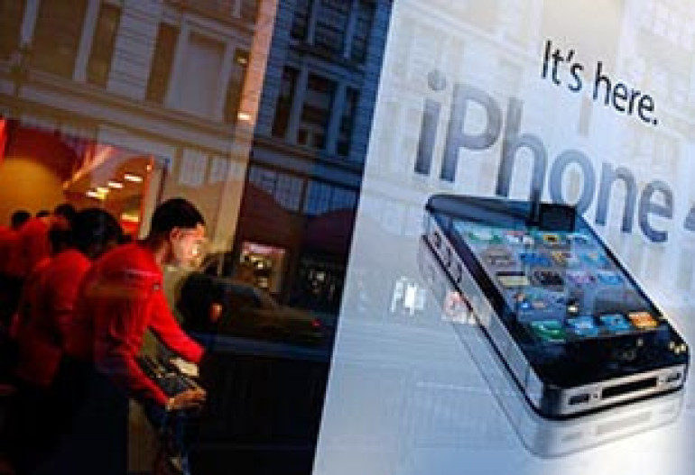 Apple из-за низкого спроса снижает цены на рекламу