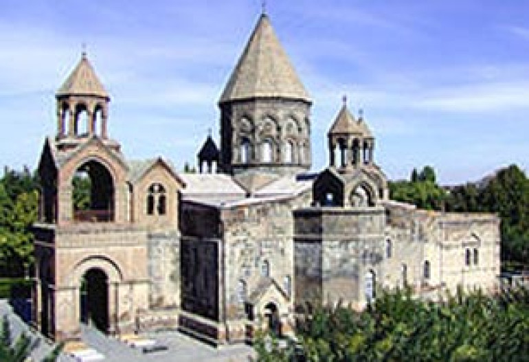 Catholicos II receives 37 pilgrims from Austria