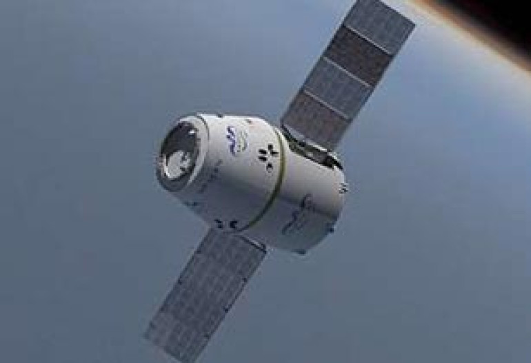 NASA потратит 1,6 миллиарда долларов на космических частников