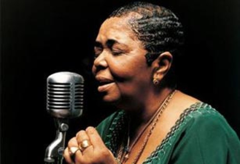 Cesaria Evora may cancel concert in Yerevan