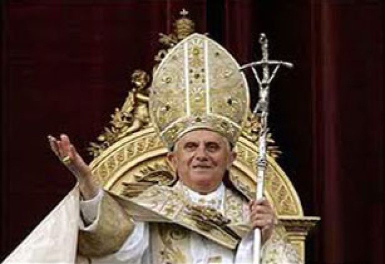 Ватикан опубликовал антологию размышлений Бенедикта XVI о межрелигиозном диалоге