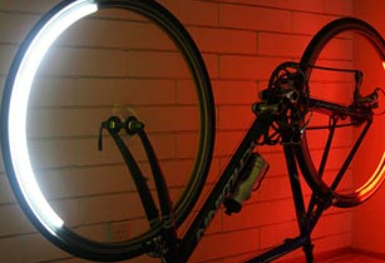 New bike lights make cyclists stand out 