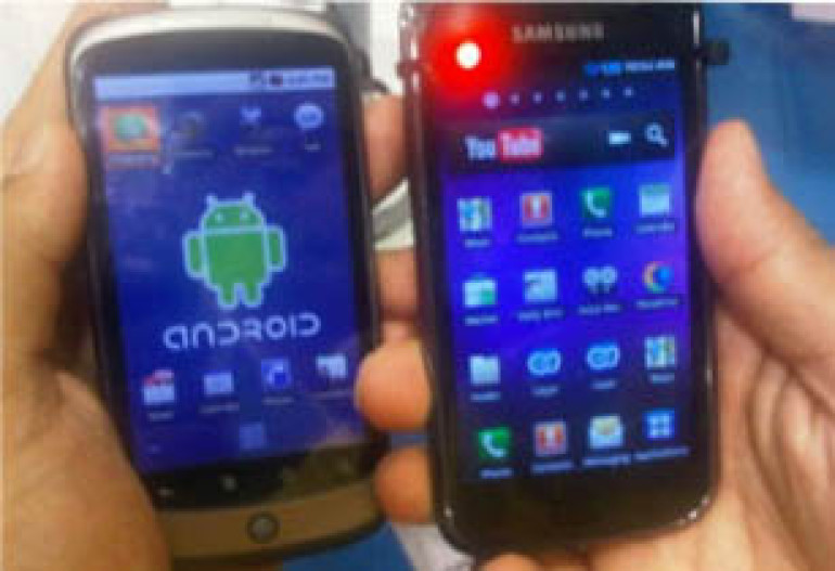 Samsung и Google отложили презентацию смартфона из-за смерти Джобса