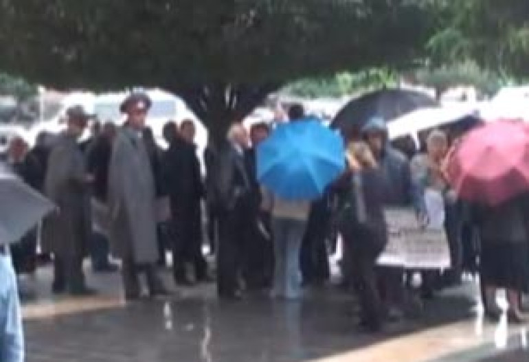 Ապագա զինվորները ամեն հինգշաբթի բողոքի ցույց կանցկացնեն կառավարության շենքի մոտ (տեսանյութ)