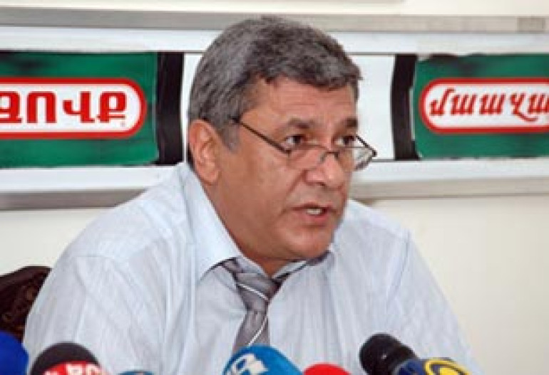 Linear accelerator to ensure rapid progress in life sciences