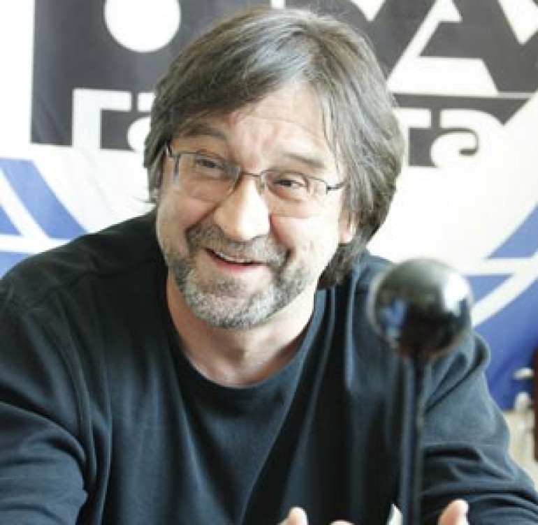 Юрий Шевчук боится вернуться из Армении без трусов 