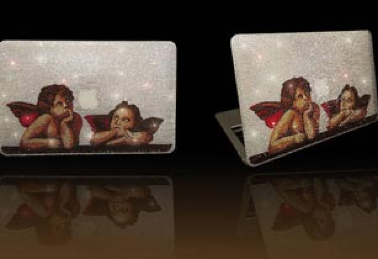 MacBook Air՝ պատրաստված ոսկուց ու Swarovski քարերից (տեսանյութ)