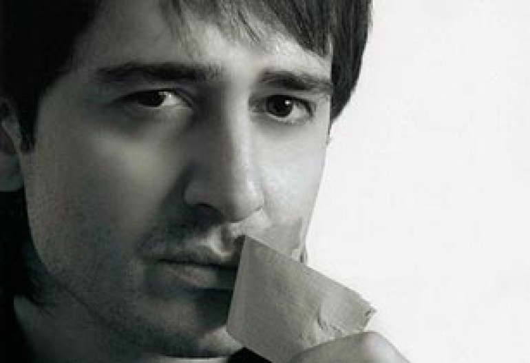 Задняя часть сцены СКК им. Демирчяна разрушилась накануне концерта Араме