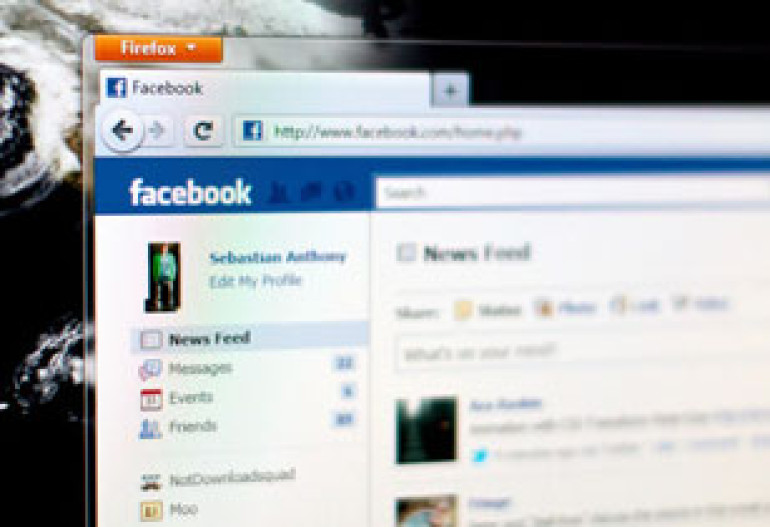Facebook обязалась получать согласие пользователей на установку новых настроек конфиденциальности.