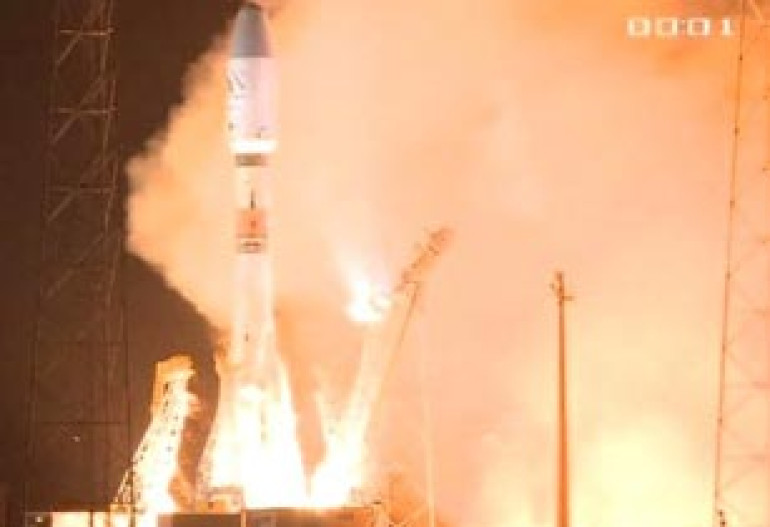 Soyuz launches sharp-eyed Pleiades satellite
