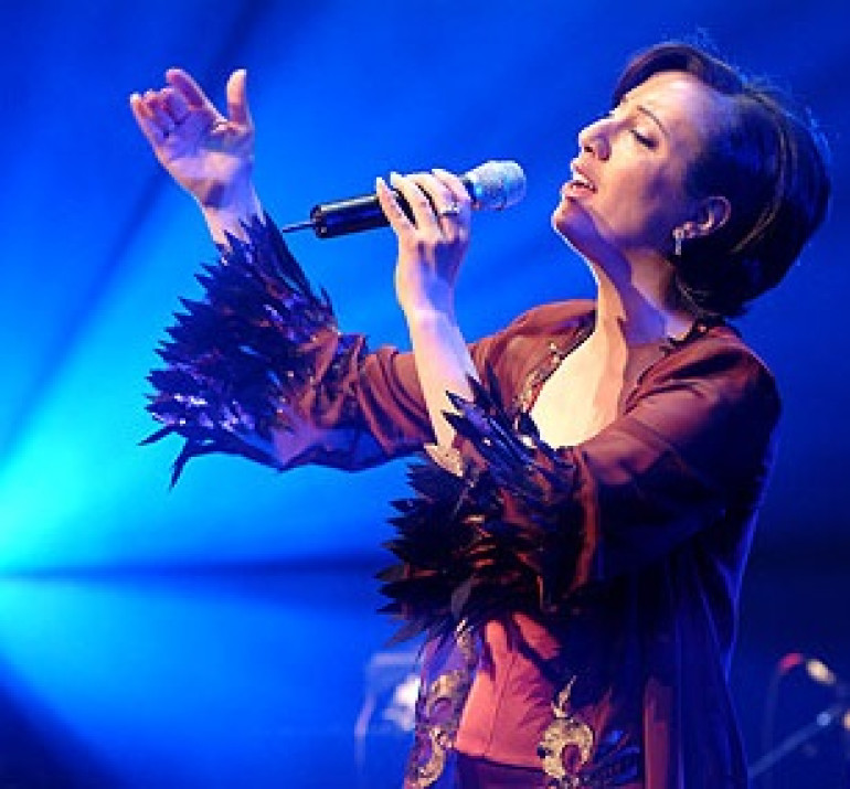 Алла Левонян так же, как все, готовит для друзей и близких подарки 
