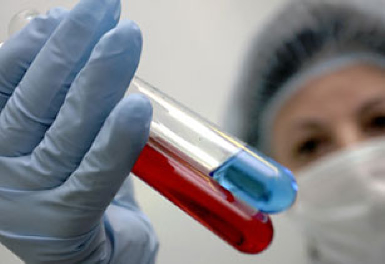 Scientist halt research on mutant bird flu