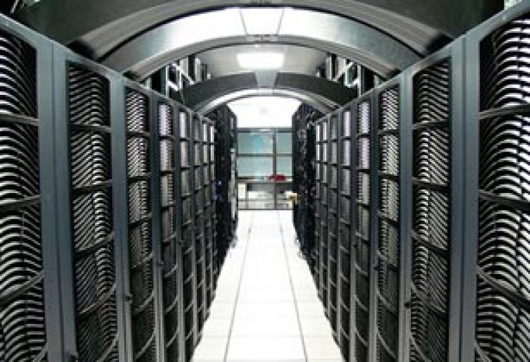 Google разрабатывает секретные серверы в темноте