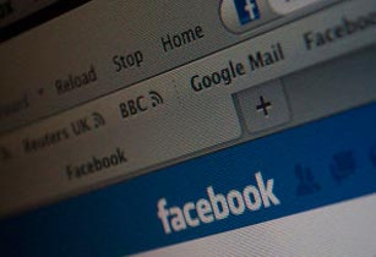 Facebook пригласила банки Уолл-стрит на брифинг в преддверии IPO