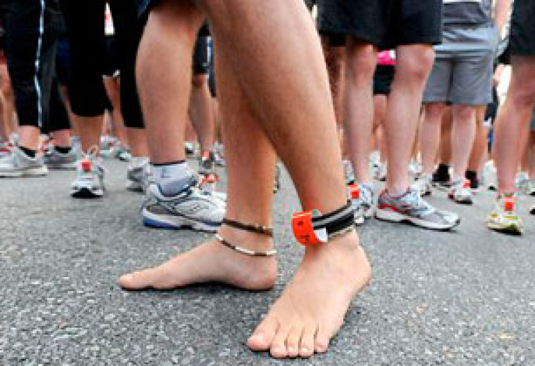 Barefoot running more energy-consuming 