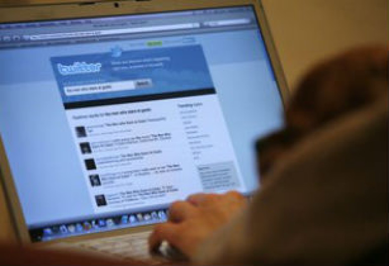 Пользователям Twitter предложили напечатать сообщения на туалетной бумаге