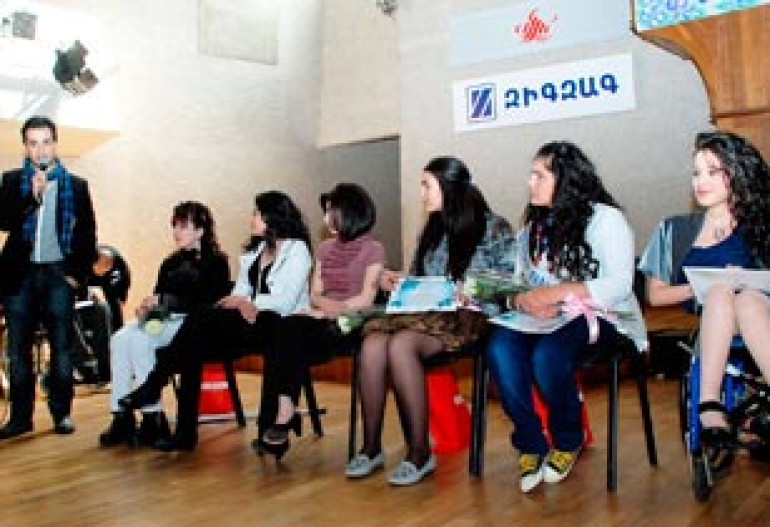 6th republican photo beauty contest among disabled women in Armenia 