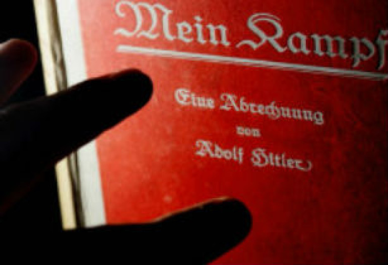 В Германии издадут Mein Kampf впервые после войны