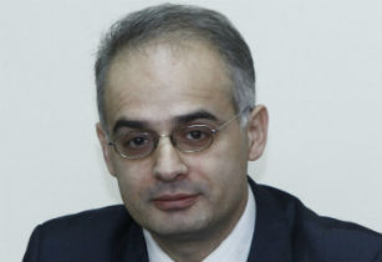 Для нас не новость, что Арам Саргсян собирается сложить мандат – Левон Зурабян