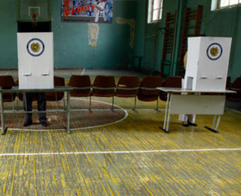 Жительница Гегаркуника на парламентских выборах проголосовала также «за маму и папу» (видео)