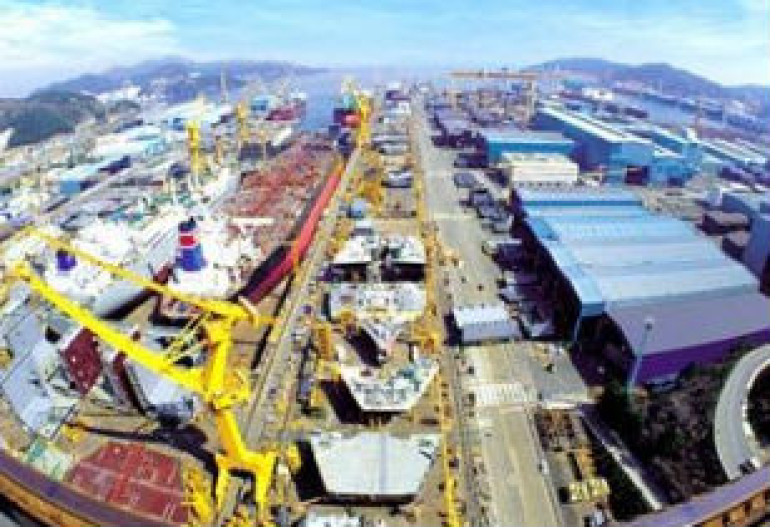 Корейцы построят самый большой контейнеровоз в мире