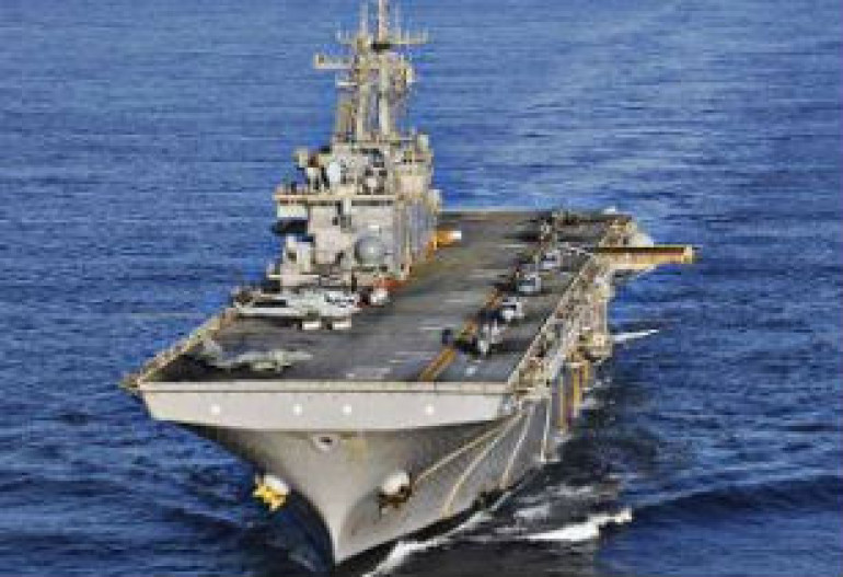 В Тихом океане столкнулись корабли ВМС США