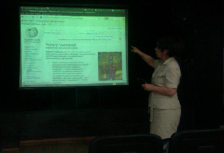 No art critics attend Wikipedia event