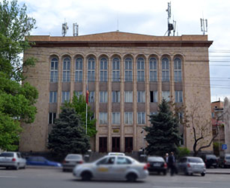 Иск АНК основан не на фактах, а на заключениях: в Конституционном суде проходит слушание иска АНК против ЦИК