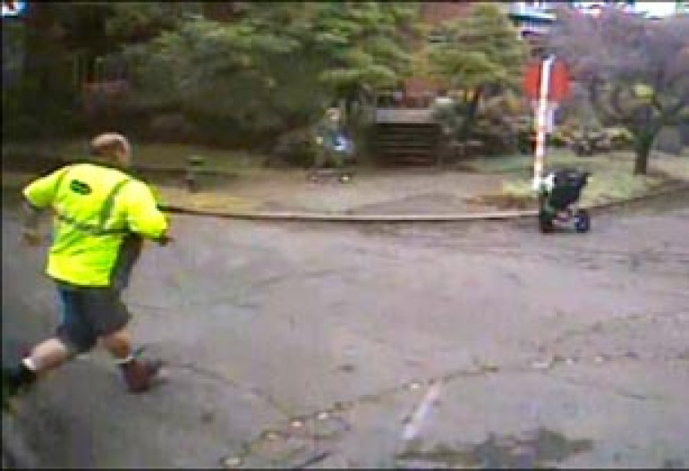 В США мусорщик спас ребенка от смерти (видео)