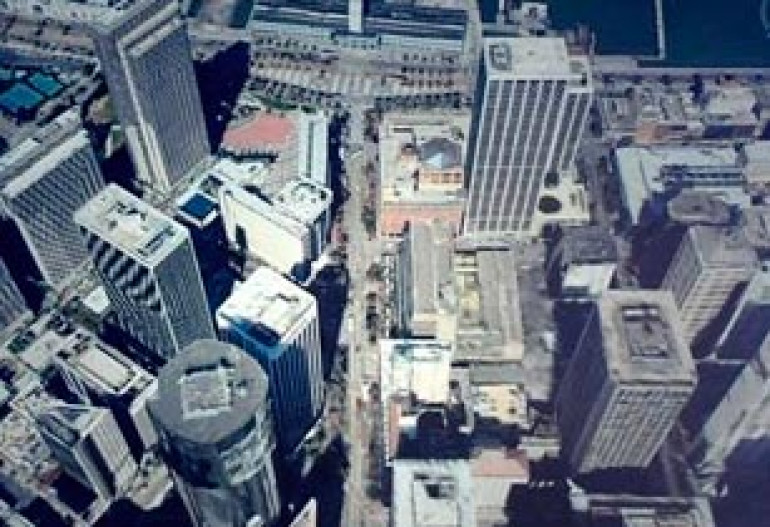 Google deploys planes over cities to create 3D maps