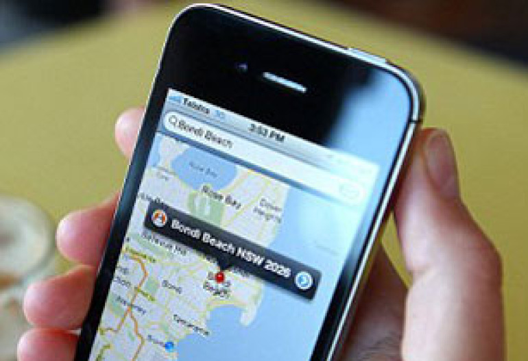 Google, Apple to use spy planes to film backyards