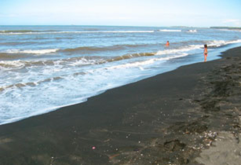 30 домов оказались под водой в курортном Уреки 