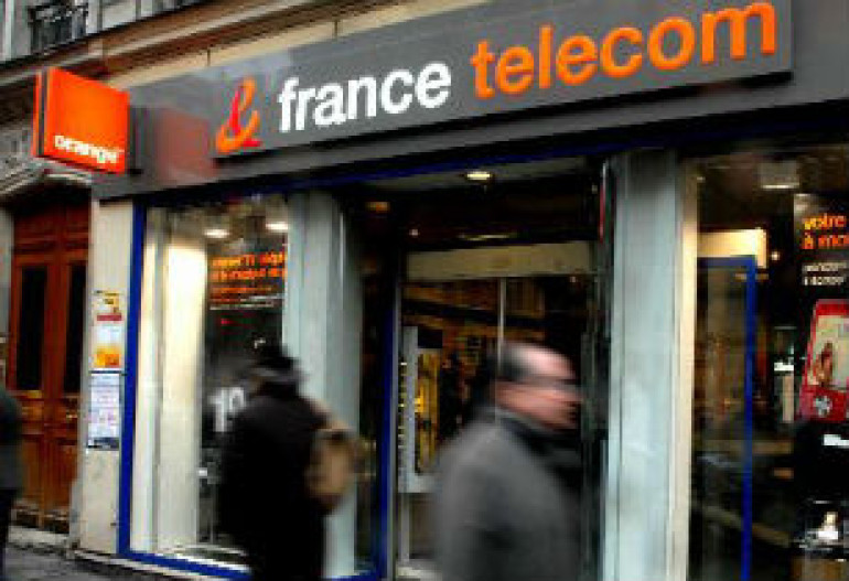 Топ-менеджера France Telecom подозревают в причастности к самоубийствам 30 подчиненных