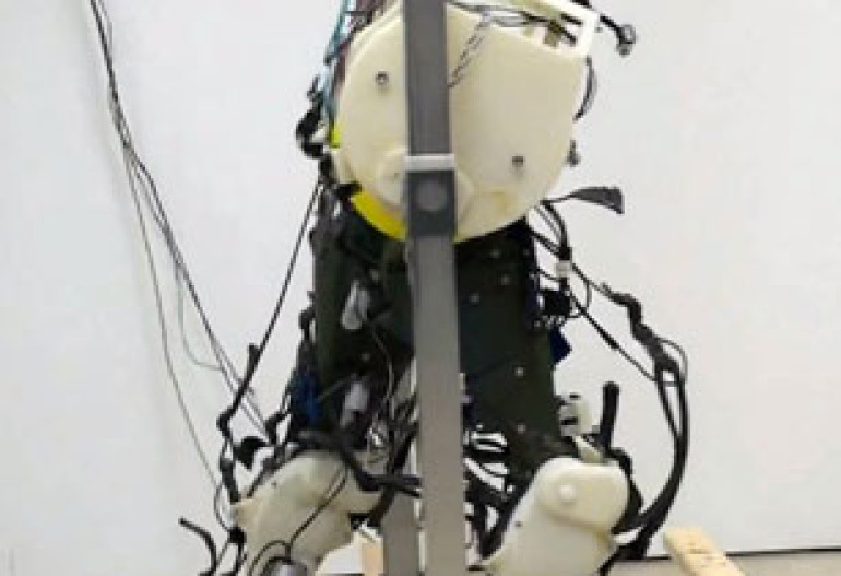 US scientists develop most realistic robot legs (video)