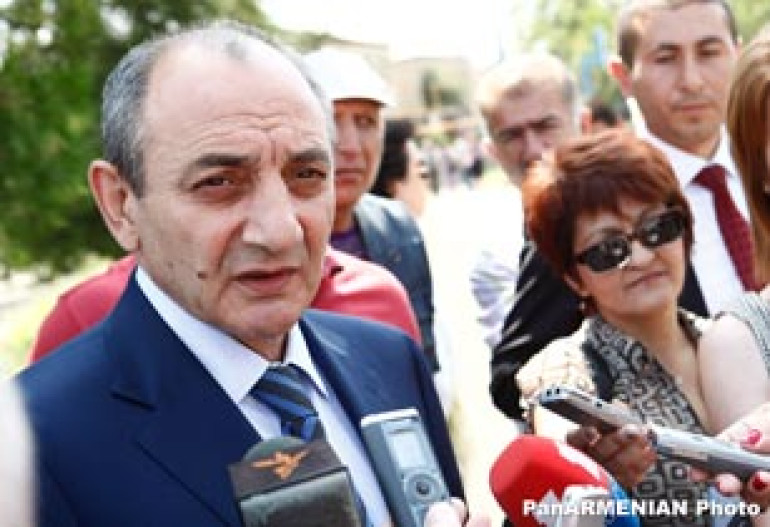 На президентских выборах в НКР с 67.70% голосов побеждает Бако Саакян 