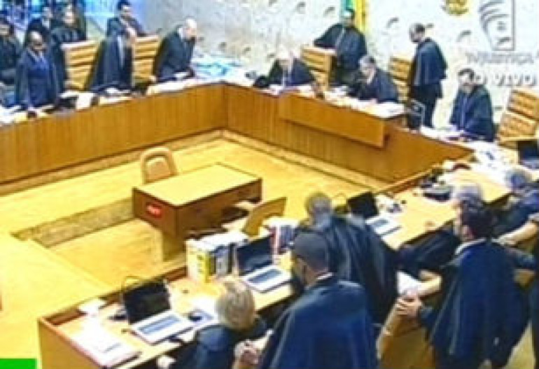В Бразилии начался «процесс века»: на скамье подсудимых 38 соратников экс-президента